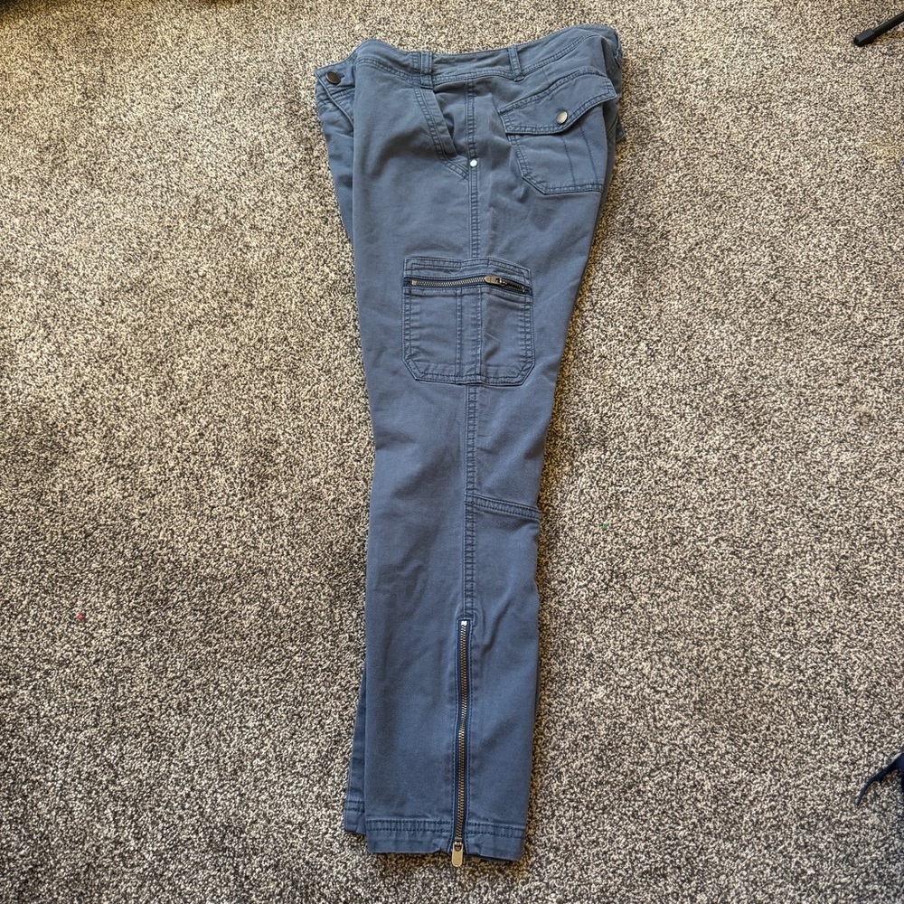 ATHLETA Blue Organic Cotton Blend Boulder Cargo Zipper Ankle Pants Size 6 - Picture 6 of 12